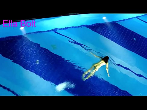 ❤️ Je ne peux pas m'arrêter de regarder, jeune blonde prise en train de nager nue dans la piscine de la station ELLA BOLT. ❤ Vidéo de baise at fr.pornolemon.ru ❌️
